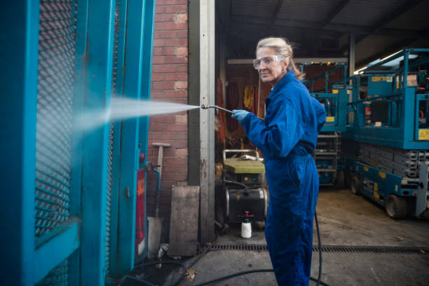 Why Choose Our Certified Pressure Washing Experts for Your Project Needs in Apollo Beach, FL?